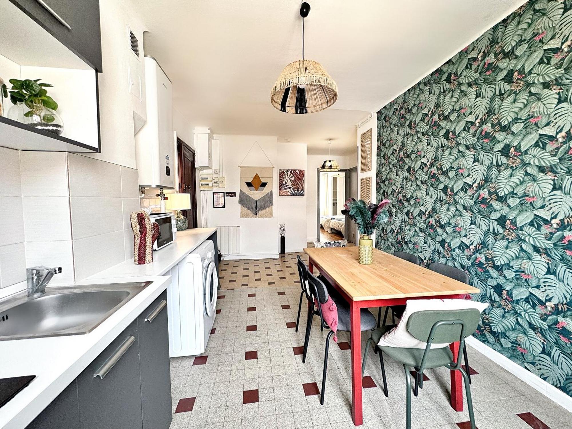 Suite Dounia Лион Экстерьер фото